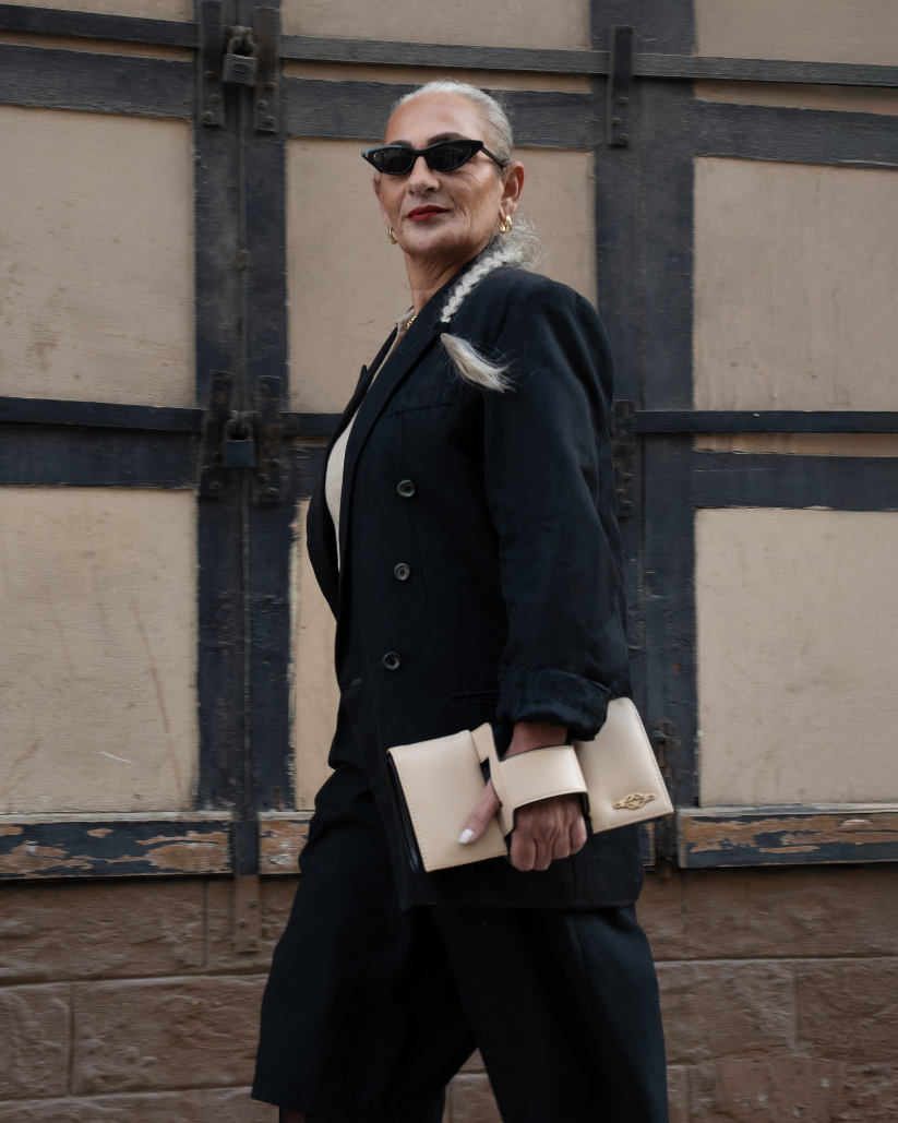 Le Sécant Deux Chaînes Beige x Black Bag